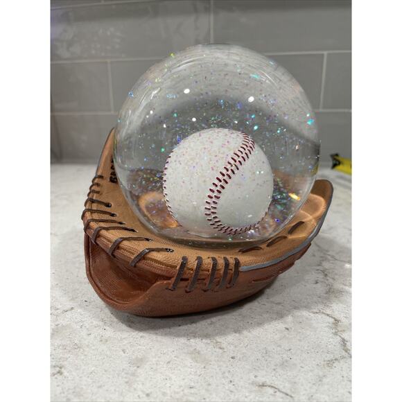 BASEBALL Glove Snow Globe Desk Accessory Weight NEW Sports Theme Padded Bottom - Picture 11 of 11